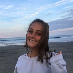 Meet your Posher, Leah